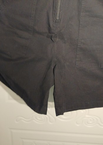 Siyah Fermuarlı Kısa Kollu Tulum - Görsel 2