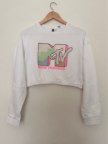 H&M Crop Sweatshirt