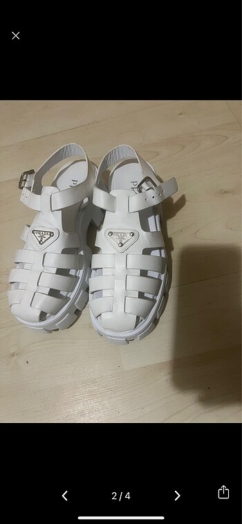 Prada Prada hakiki deri sandalet