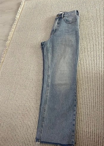 Stradivarius Gri Normal Kesim Midi Denim Kadın Kot