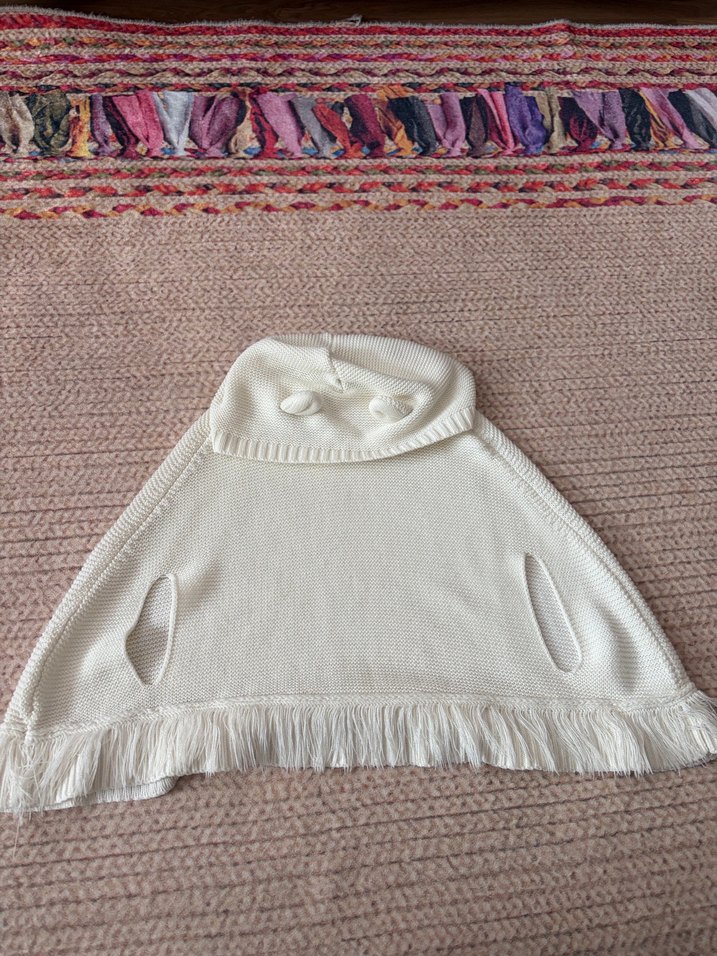 Kız Çocuk Beyaz Kapüşonlu Bohem Panço - Görsel 4