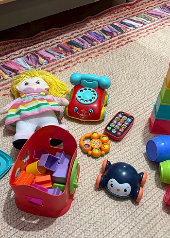 Renkli Bebek ve Oyuncak Seti - Görsel 7