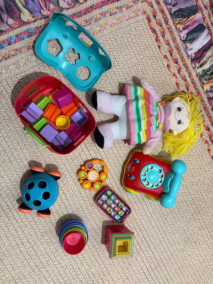 Renkli Bebek ve Oyuncak Seti - Görsel 4