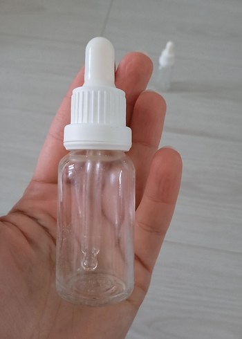 Beden cam boş serum şişe