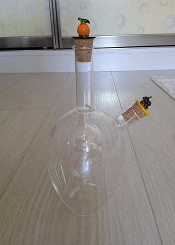 Mantar Kapaklı Cam Şişe yağlık sirkelik