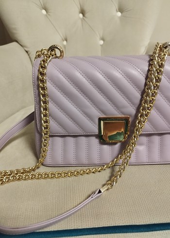 Pastel lila renkli Zincir Detaylı Deri Kadın Çanta.
