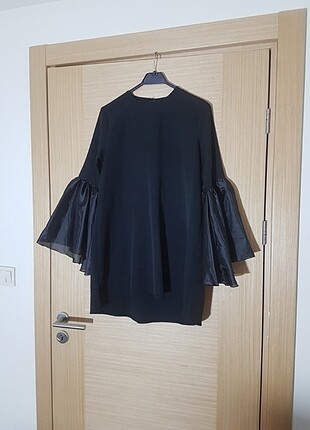 KOL DETAYLI TUNIK