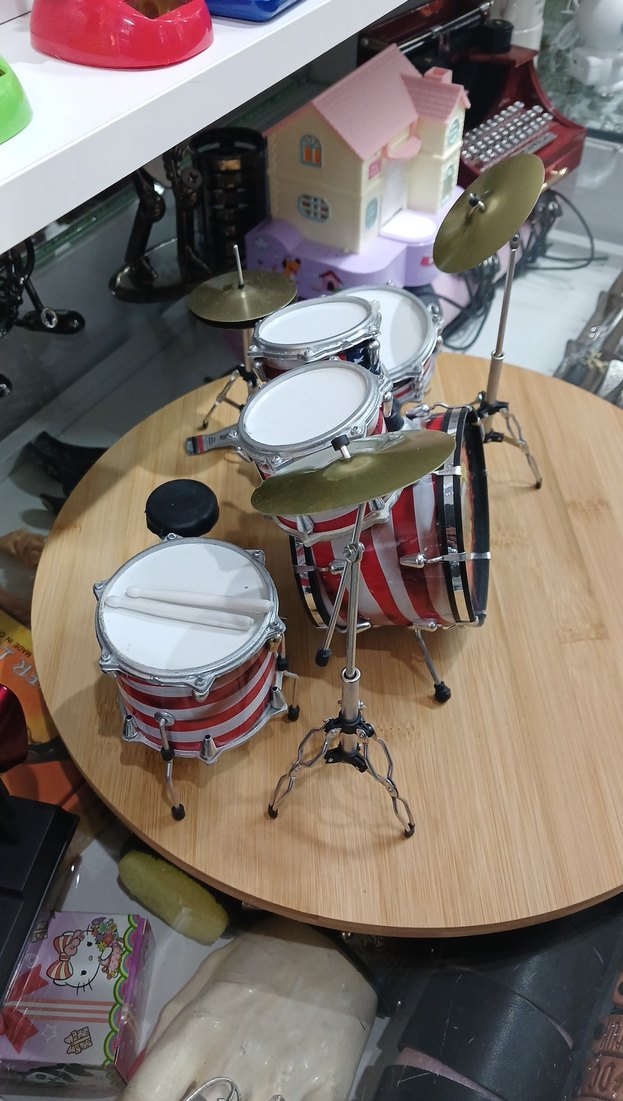 GUNS'N ROSES MİNİ BATERİ SETİ - Görsel 2