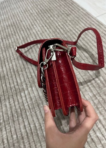 Bershka model çanta - Görsel 3