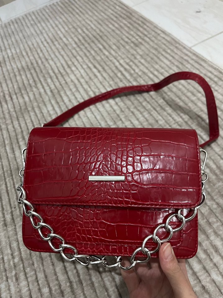 Bershka model çanta - Görsel 2