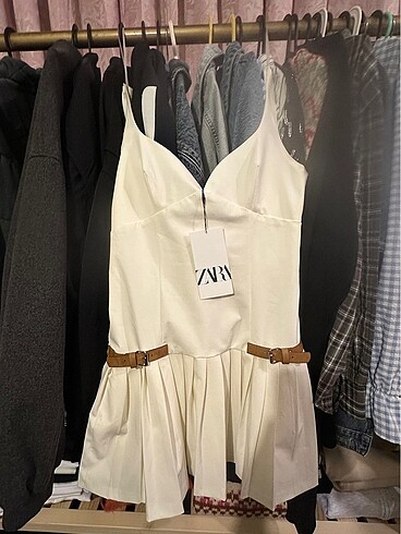 xs Beden Zara elbise