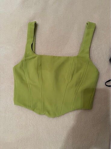 Stradivarius korse top