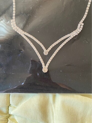 Accessorize davetler için şık kolye