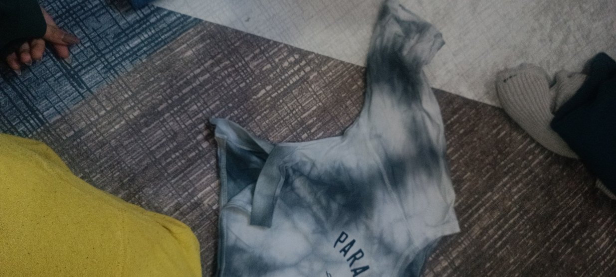 Gri Batik Desenli Kısa Kollu Sweatshirt - Görsel 2