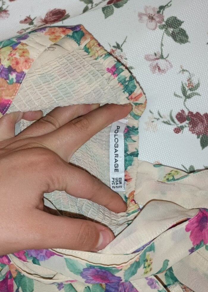 Çiçekli renkli tül bluz - Görsel 2