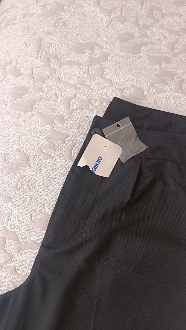 Siyah Kadın Kumaş Pantolon - Görsel 2