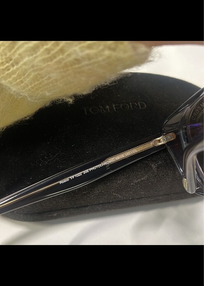 Tom ford gunes gozlugu - Görsel 3