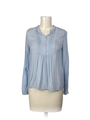 Stradivarius Bluz %70 İndirimli.