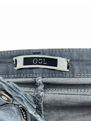 27 Beden çeşitli Renk PreLoved Jean / Kot %70 İndirimli.