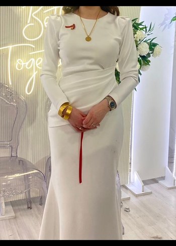 Uzun Kollu Beyaz Drapeli Sade Düğün Elbisesi - Görsel 2