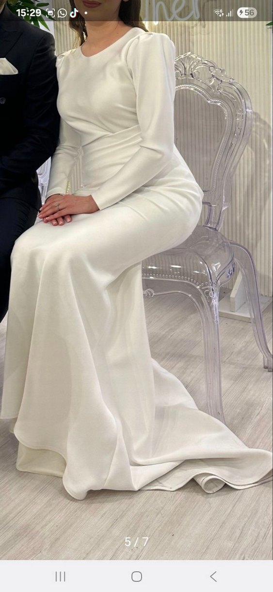 Uzun Kollu Beyaz Drapeli Sade Düğün Elbisesi - Görsel 4