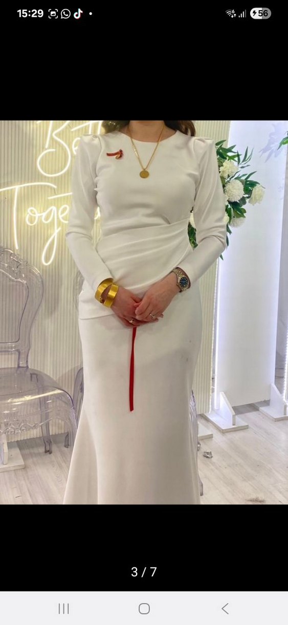 Uzun Kollu Beyaz Drapeli Sade Düğün Elbisesi - Görsel 2