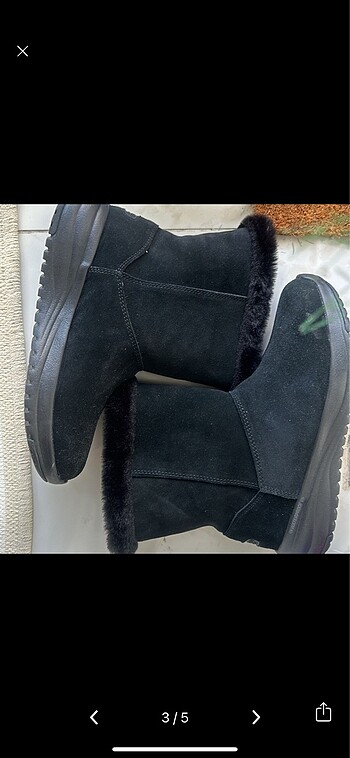 37 Beden Skechers Siyah Kürklü Süet Bot
