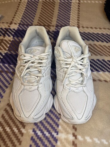 New Balance New Balance 9060 Beyaz