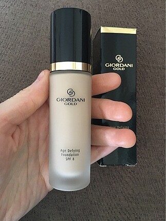 Oriflame gıordani gold fondaten