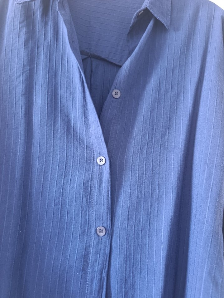 Lacivert Düğmeli Keten Kadın Gömlek - Görsel 4