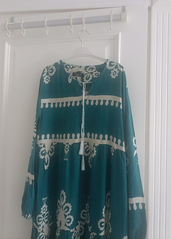 Püsküllü Nakışlı Uzun Bohem Elbise - Görsel 2