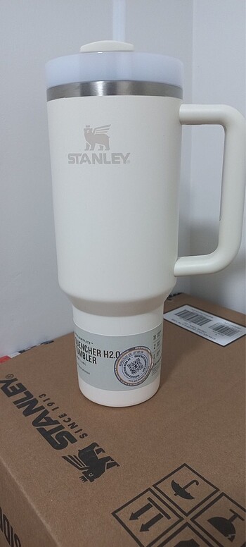 Stanley Pipetli Termos sıfır