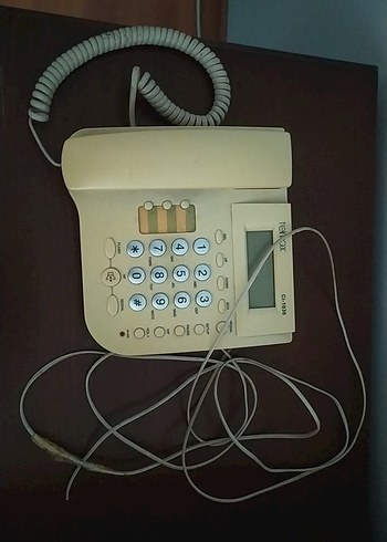 Beyaz Kablolu Masaüstü Telefon