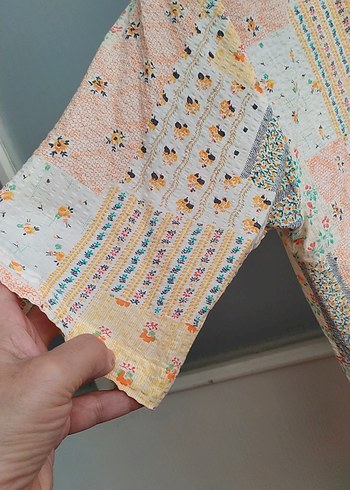 LC Waikiki Bohem Desenli Düğmeli Kısa Kollu Gömlek