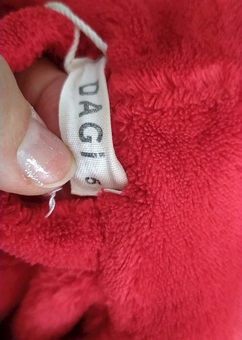 Kız Çocuk Kırmızı Baskılı Bornoz - Görsel 5