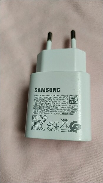 Şarj Adaptörü Samsung.