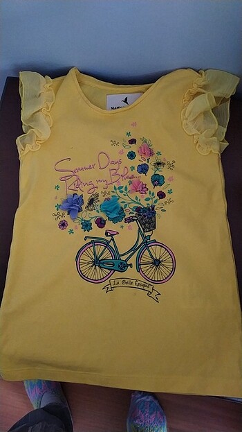 T-shirt.