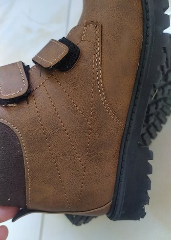 33 Beden Kahverengi Deri Tokalı Erkek Çocuk Botları