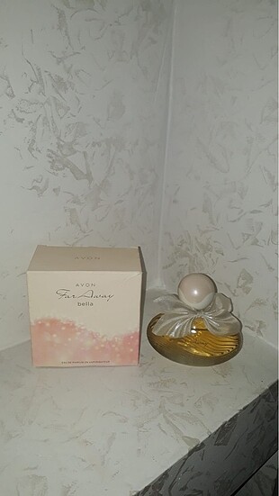 Avon bayan parfumi