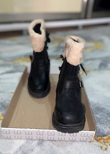 Kız Çocuk Siyah Kemerli Bot - Görsel 2