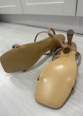 Topuklu Ayakabı - Görsel 5