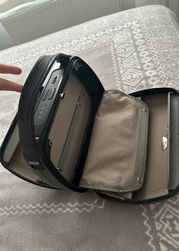 Samsonite Makyaj Bavulu - Görsel 10