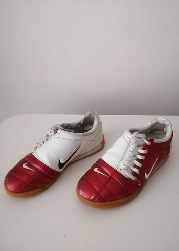 Nike Nike total 90 çocuk futsal ayakkabısı