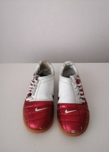 Nike total 90 çocuk futsal ayakkabısı