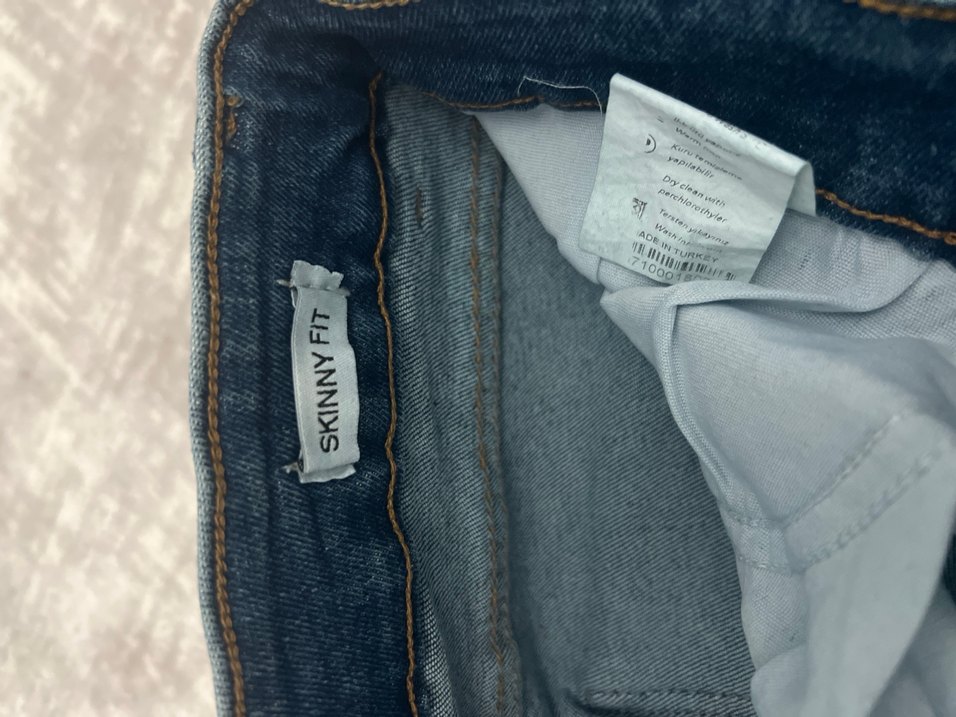 Gri Detaylı Mavi Bol Kesim Kadın Kot Pantolon - Görsel 2