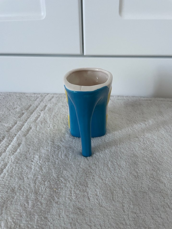 Ayakkabı Şeklinde Kalemlik / Fırça Organizeri - Görsel 4