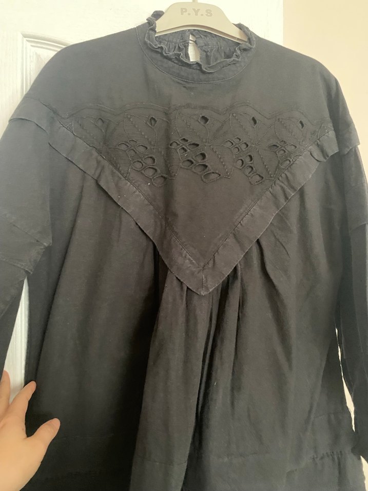 Fırfırlı Siyah gömlek - Görsel 2