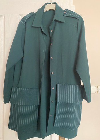 Düğmeli Uzun Yeşil gömlek - Görsel 2