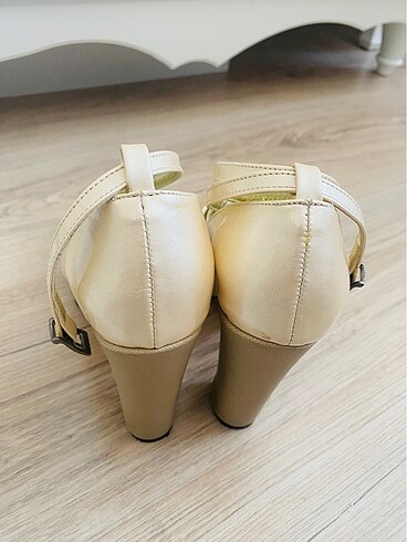 Kadın platform topuklu ayakkabı - Görsel 3