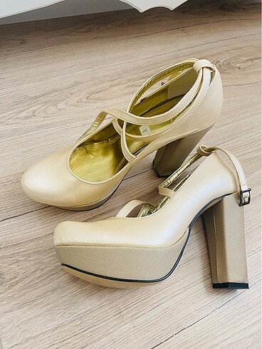 Kadın platform topuklu ayakkabı - Görsel 2
